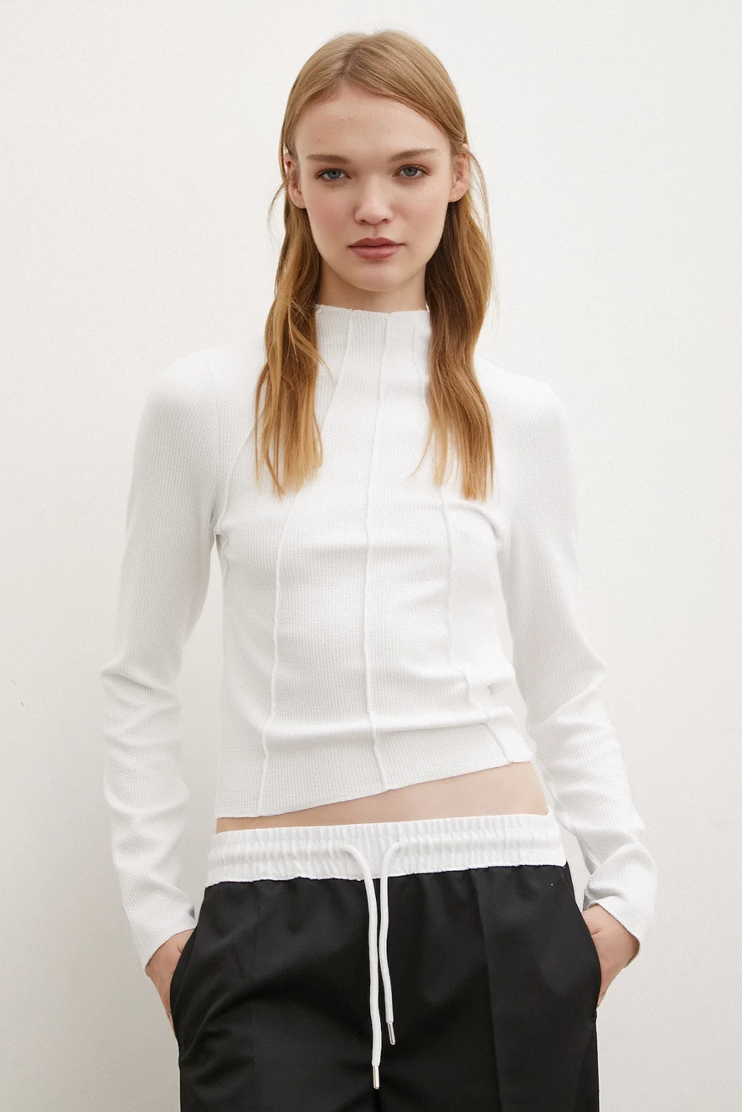 Önü Dikişli Bluz Beyaz