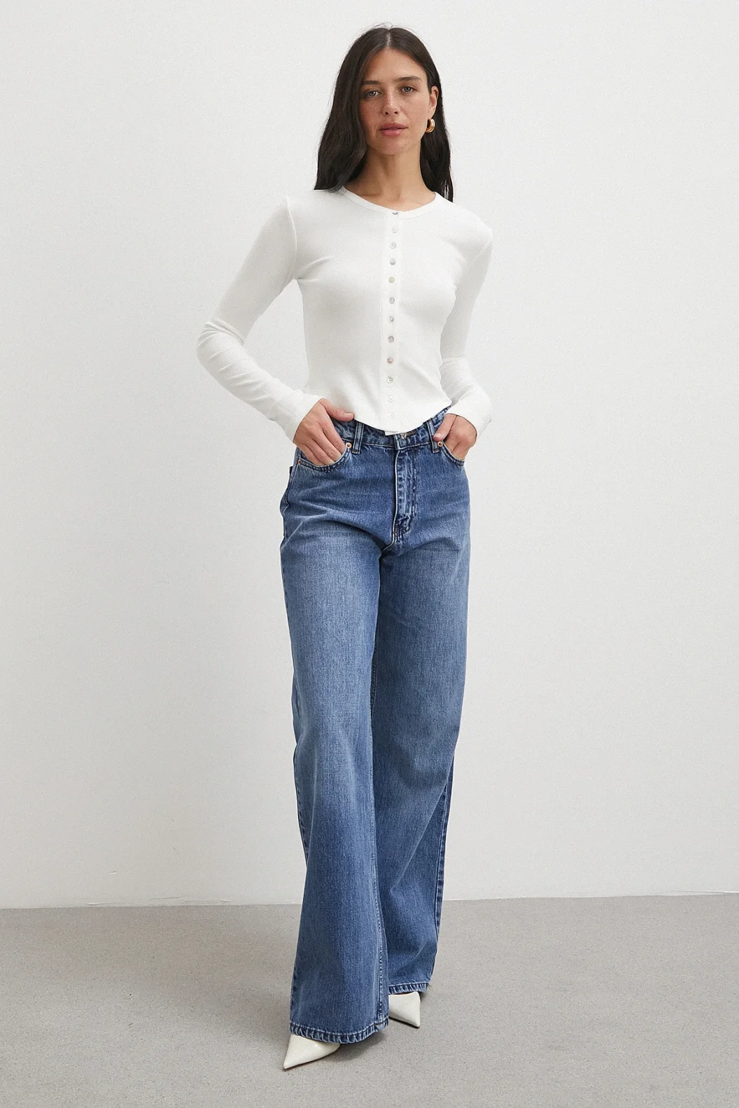 Düğmeli Uzun Kol Bluz Beyaz