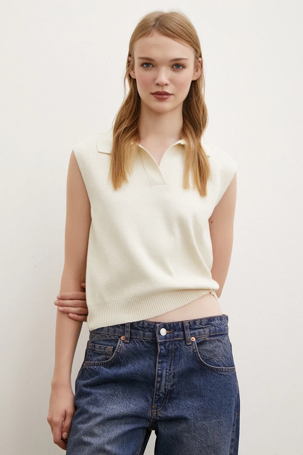 جاكيت بولو بأكمام باللون الأزرق الفيروزي