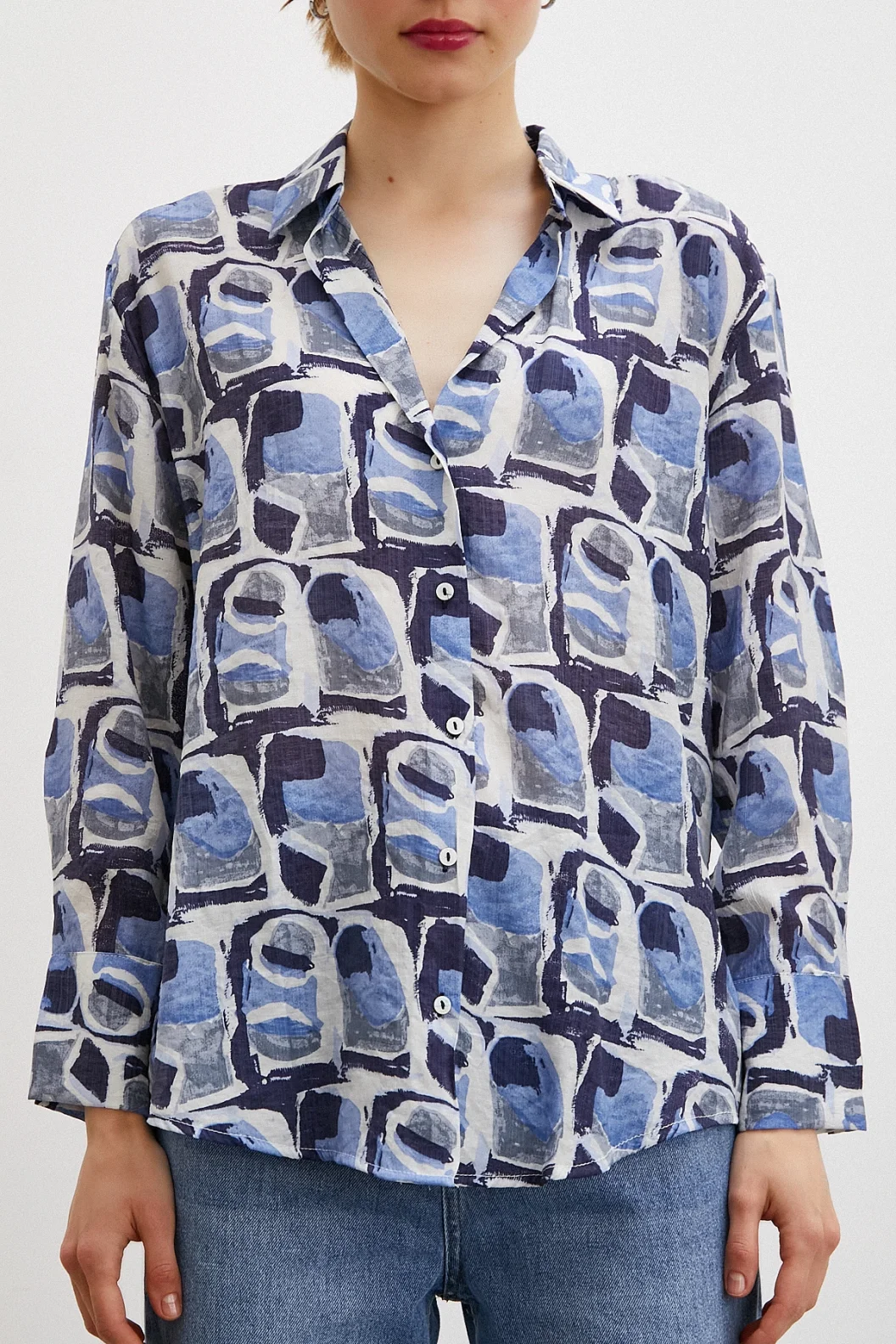 قميص بنطلون فان غوخ الأزرق