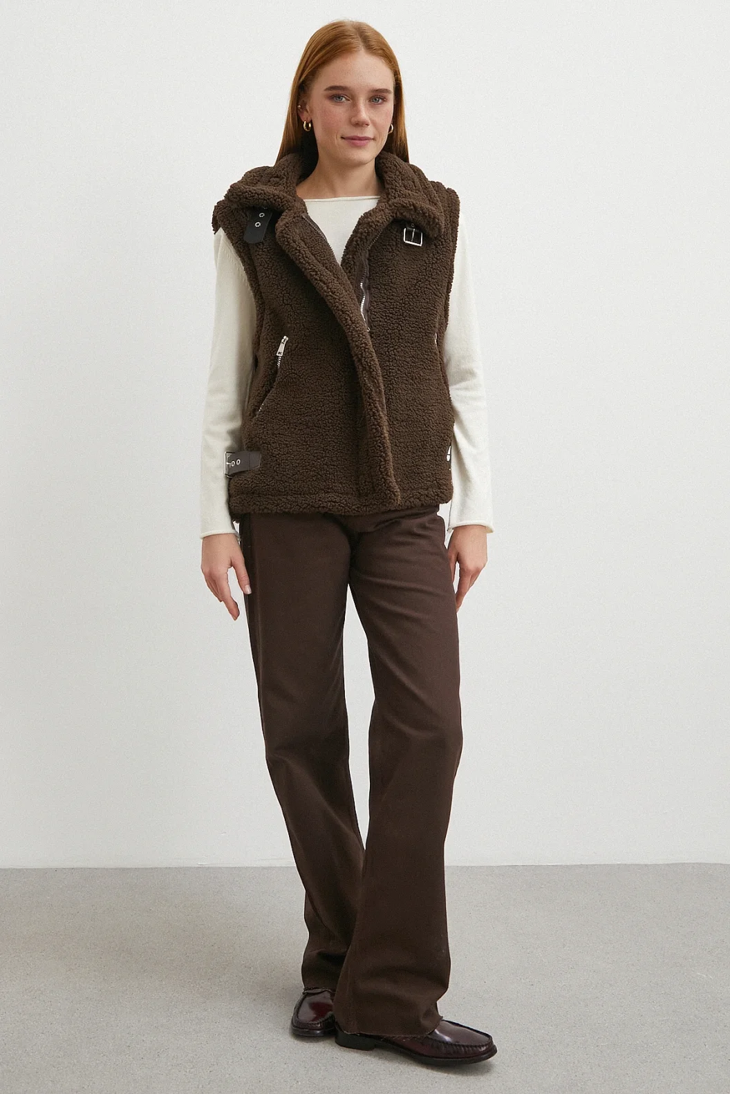 Yaka Detaylı Yumoş Yelek Kahve