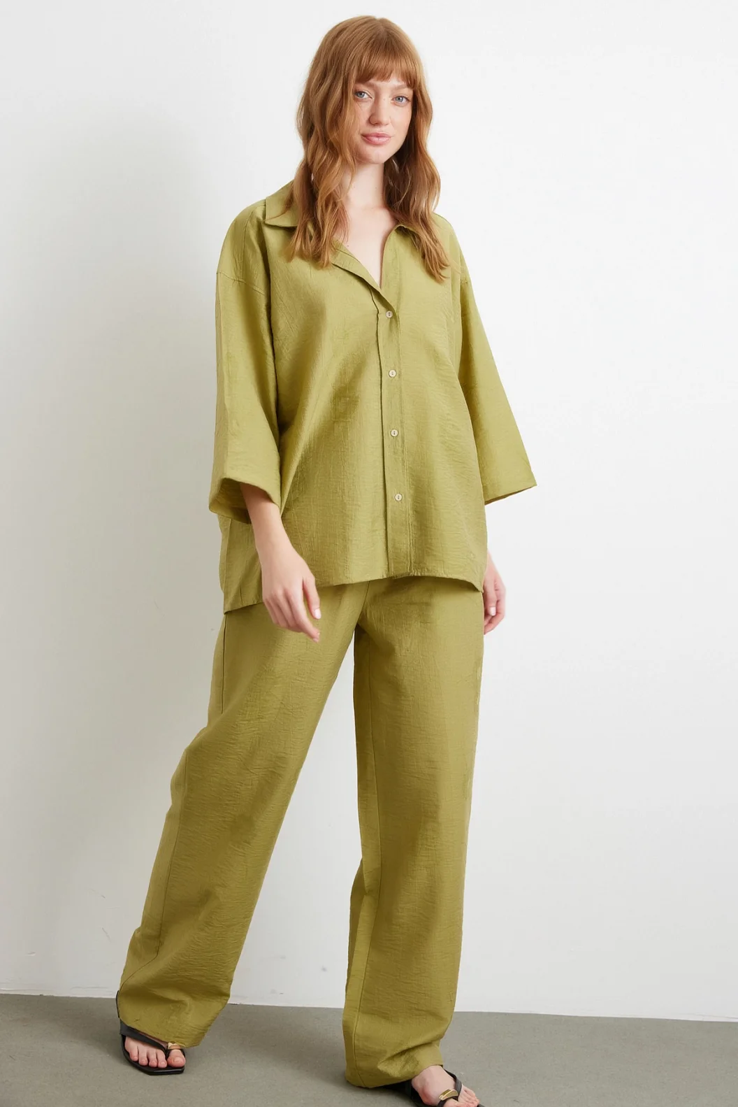 Arka Cepli Salaş Pantolon Yeşil