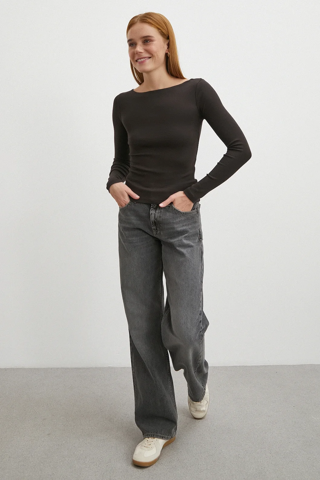 Geniş Yakalı Bluz Kahve