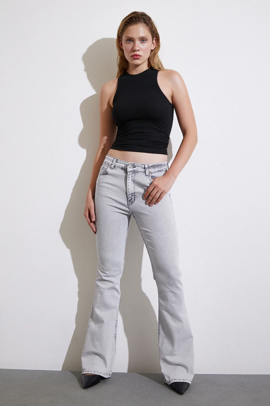 High Waist Wide Leg Jeans in Gray