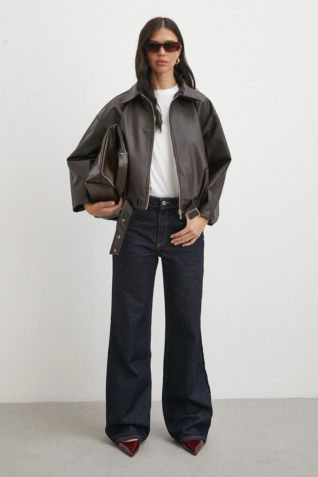 Yakalı Kemer Detaylı Deri Ceket Kahve