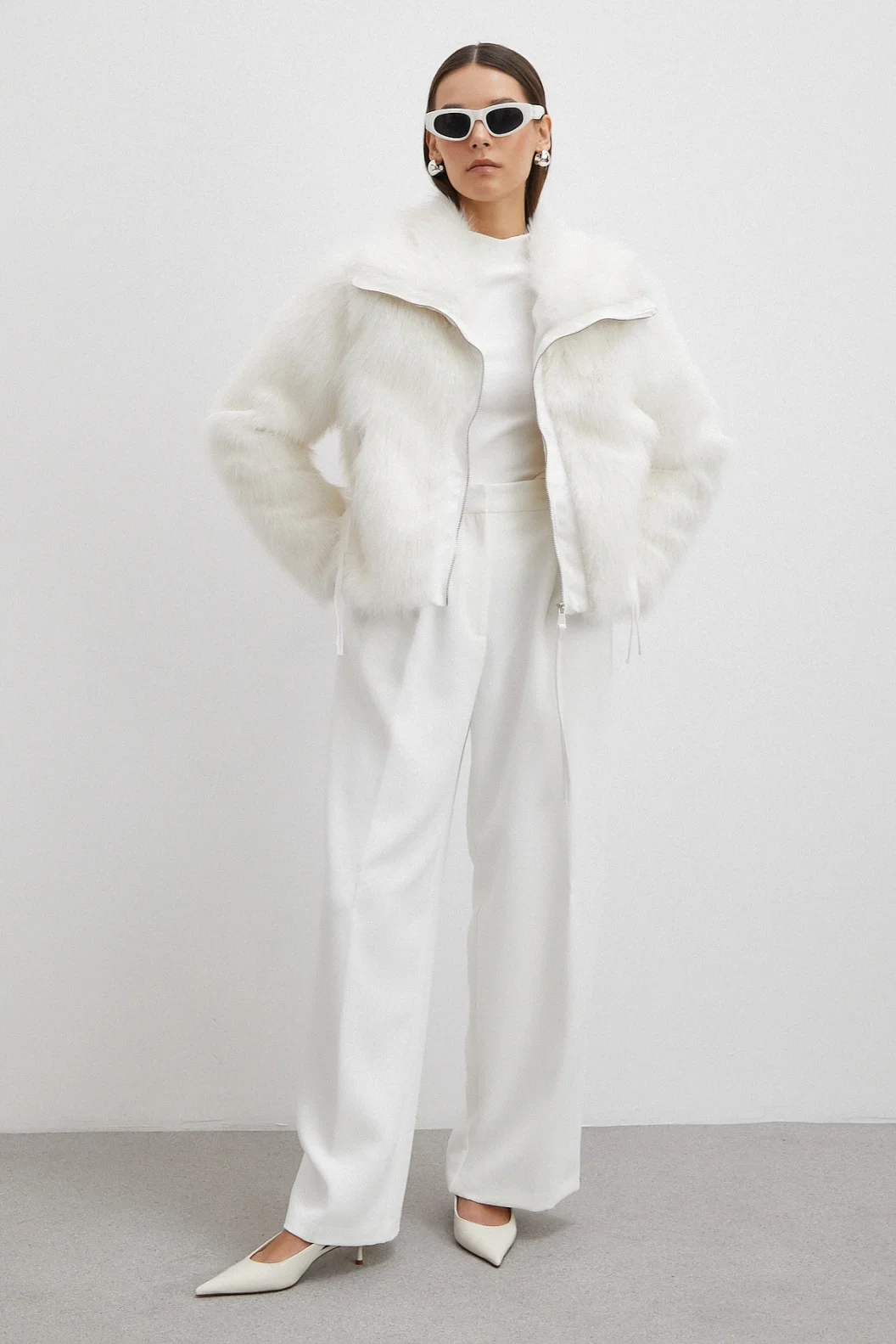 Deri Garnili Lolita Mont Beyaz