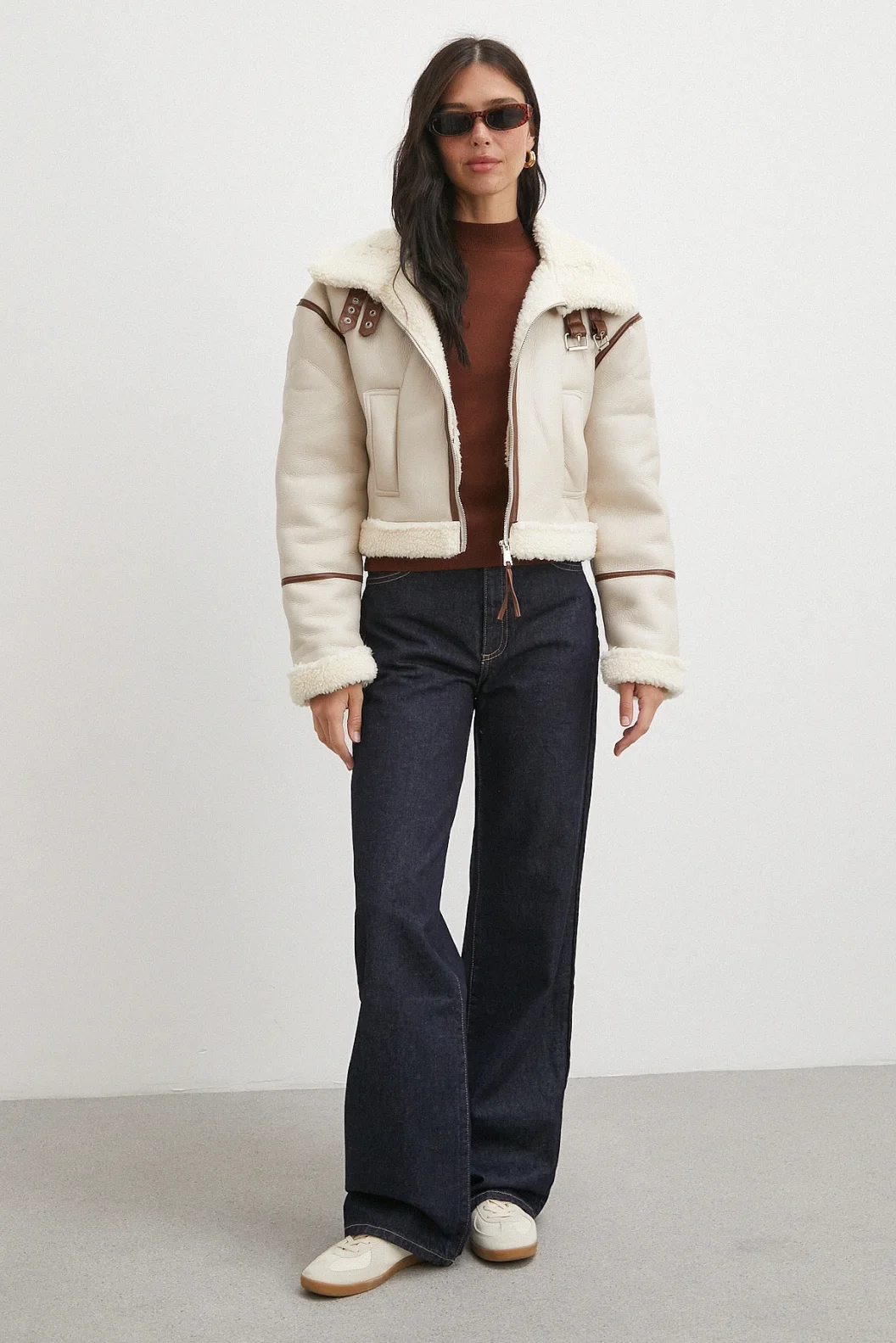 Biye Detaylı Lamine Ceket Bej