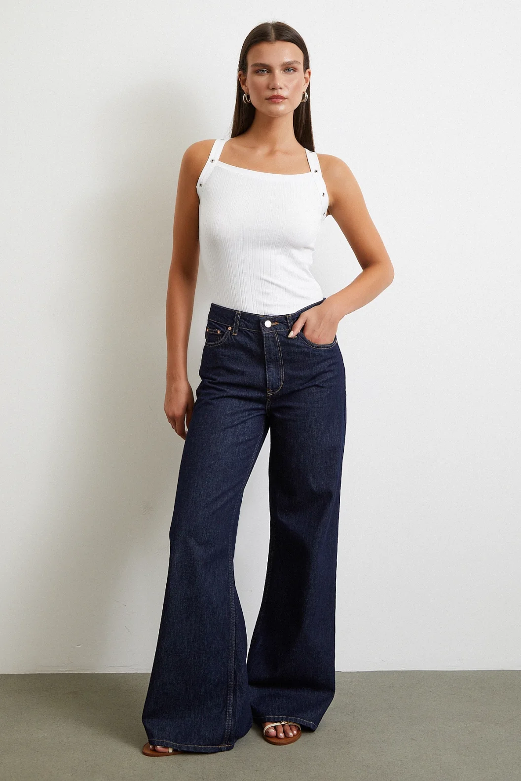 الكرة الملفوفة على الجوانب الخلفية