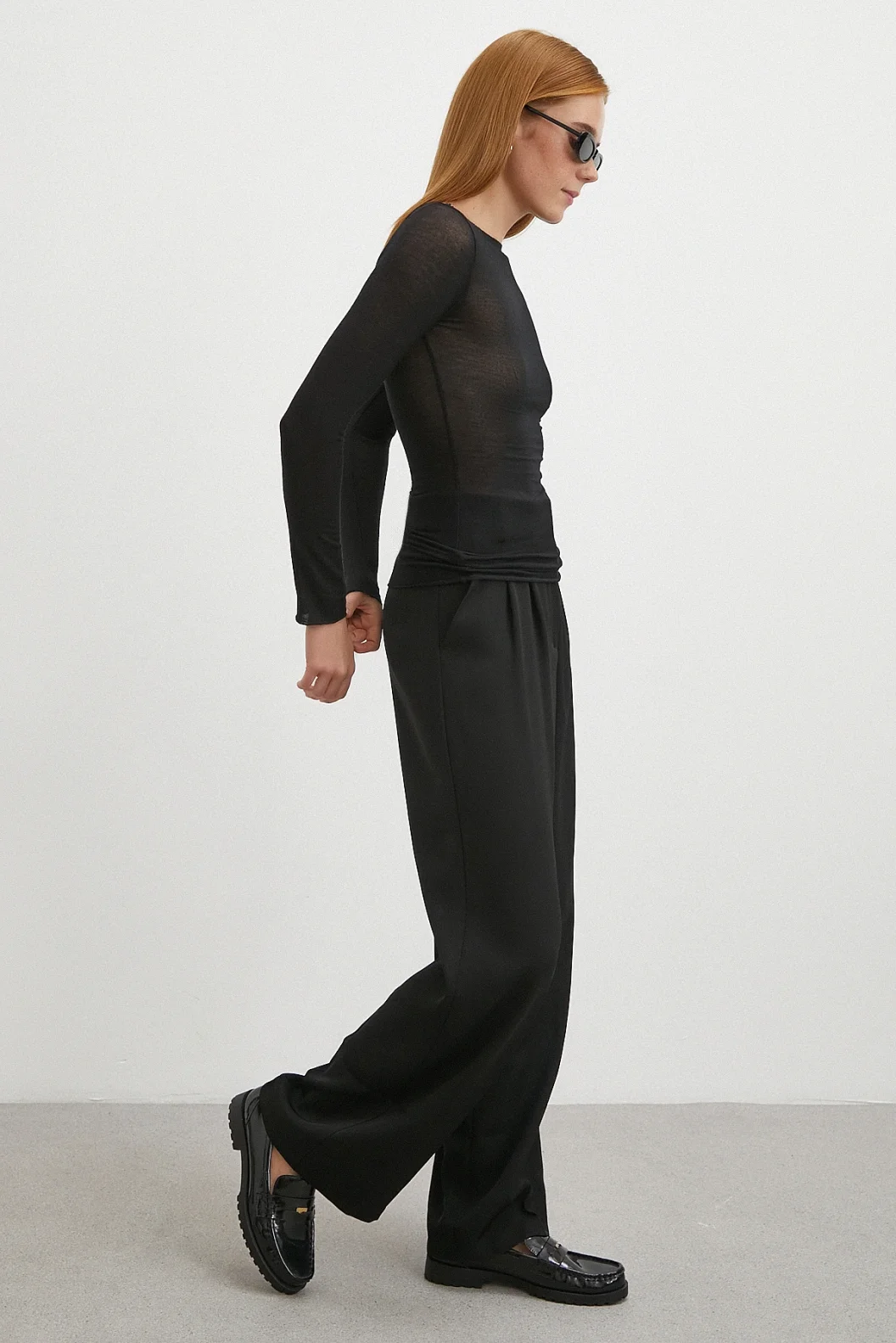 Beli Lastikli Pileli Geniş Paça Pantolon Siyah