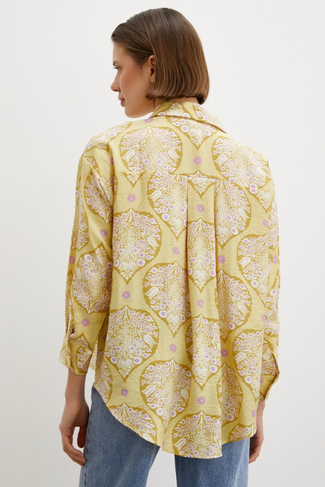 قميص مودال بنمط سيراميك أصفر