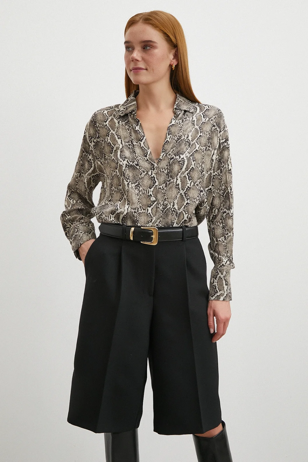 Yılan Desenli Viskon Saten Gömlek Siyah