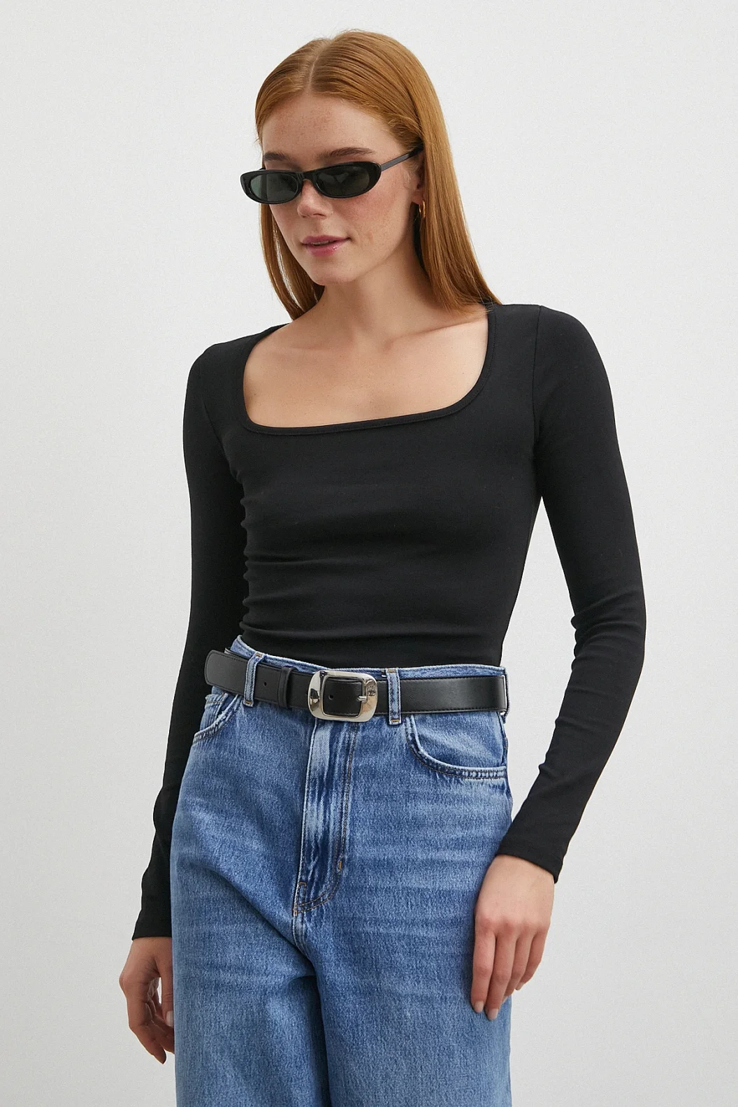 Uzun Kol Kare Yaka Bluz Siyah