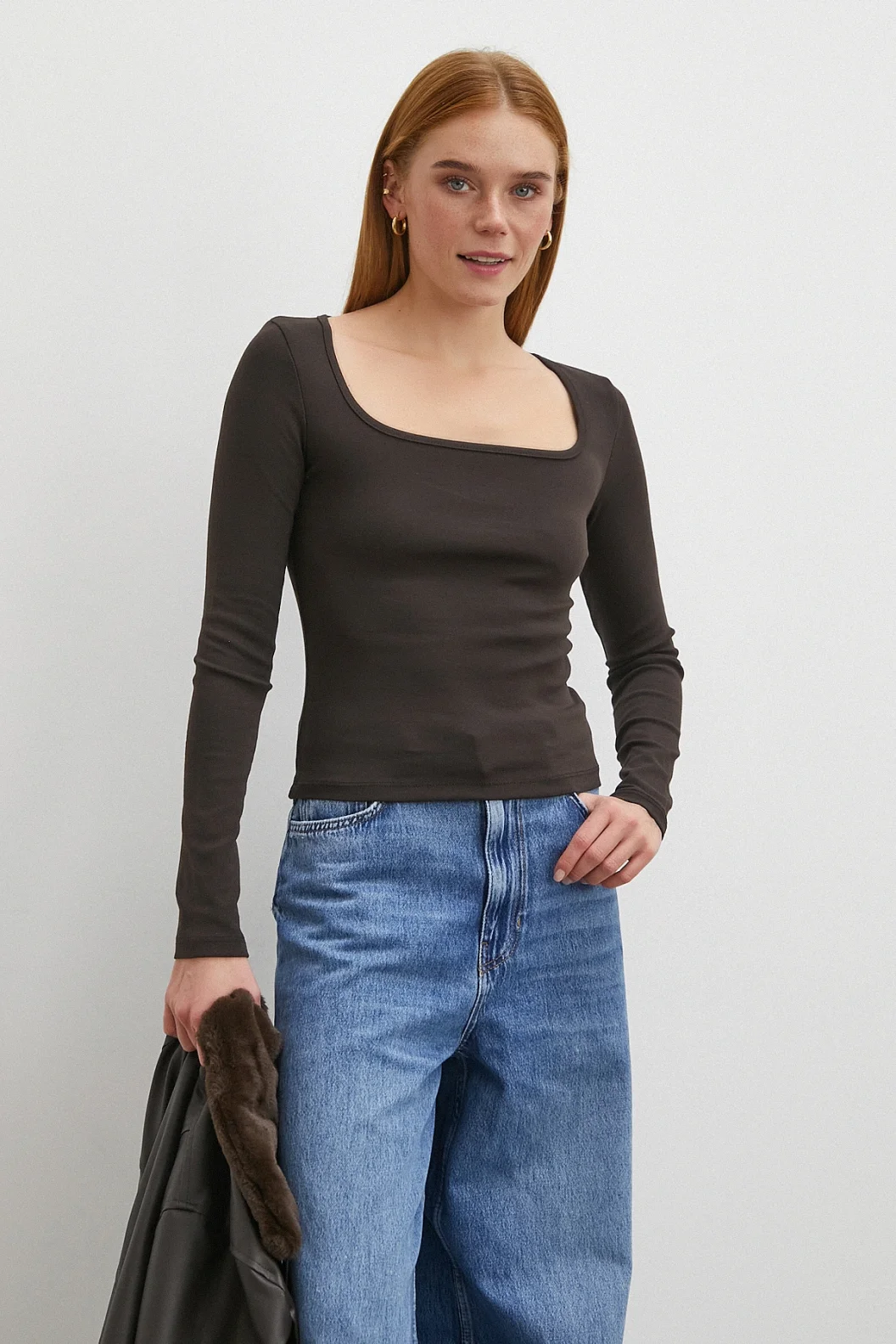 Uzun Kol Kare Yaka Bluz Kahve