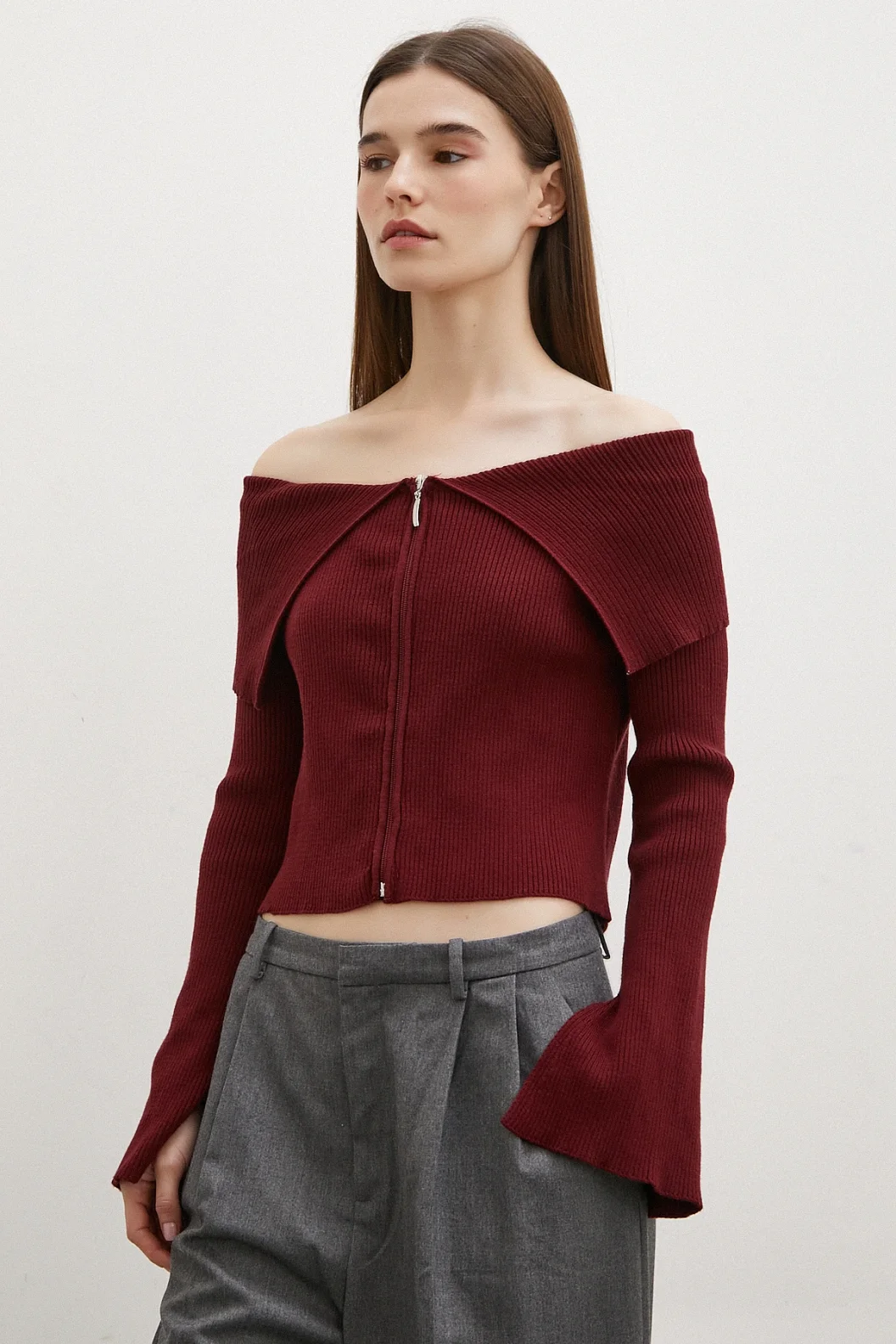 قلنسوة بياقة منديل بسحاب