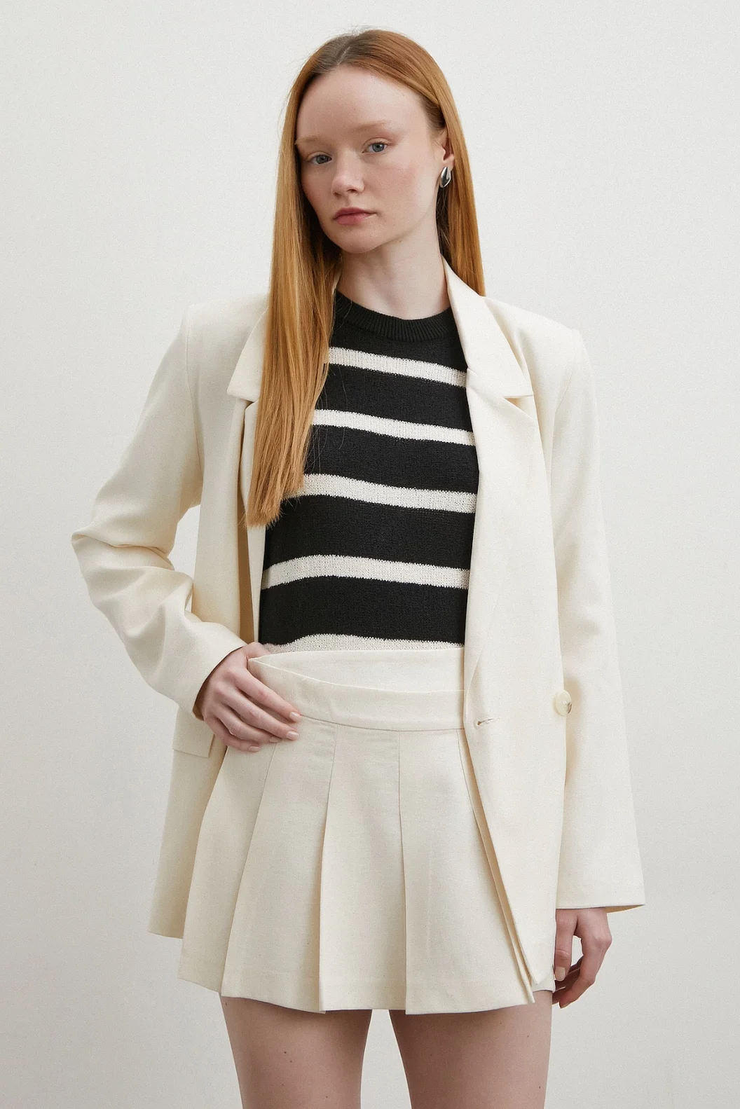 Pleated Shorts Skirt Ecru