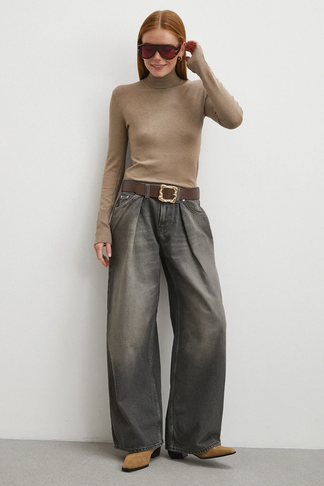 Yüksek Bel Pileli Geniş Paça Jean Füme