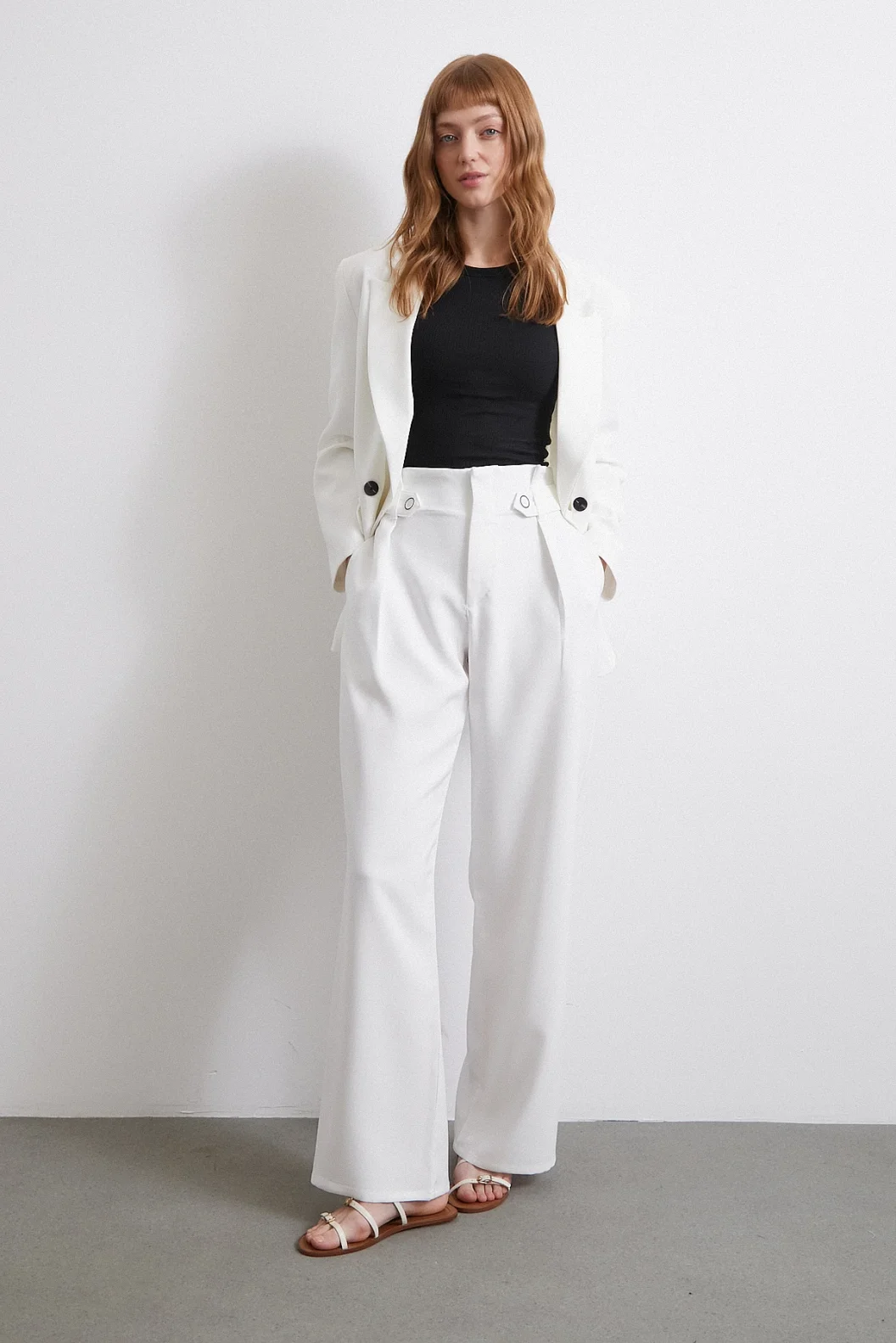 Bel Detaylı Wide Leg Pantolon Ekru