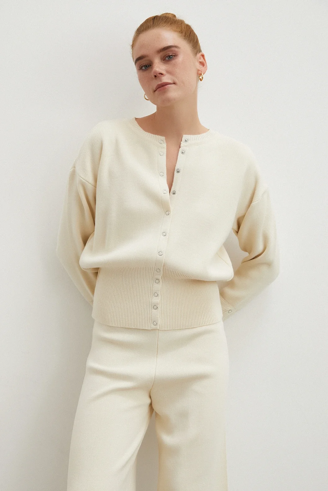 Çıtçıtlı Pantolonlu Triko Takım Ekru