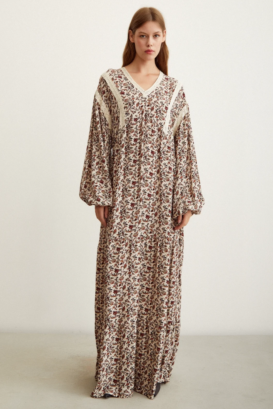 Embroidered Lace Dress Beige