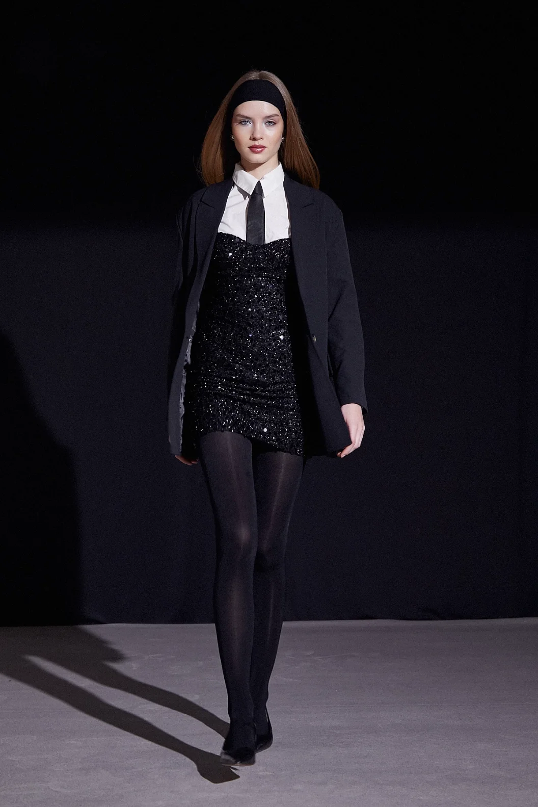 Trägerloses Bleistiftkleid Schwarz