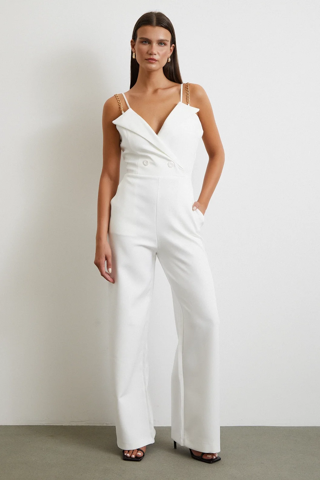 زيب تفصيل تولوم أبيض