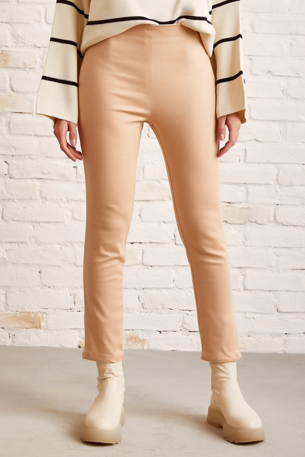 Reißverschluss-Leggings Beige