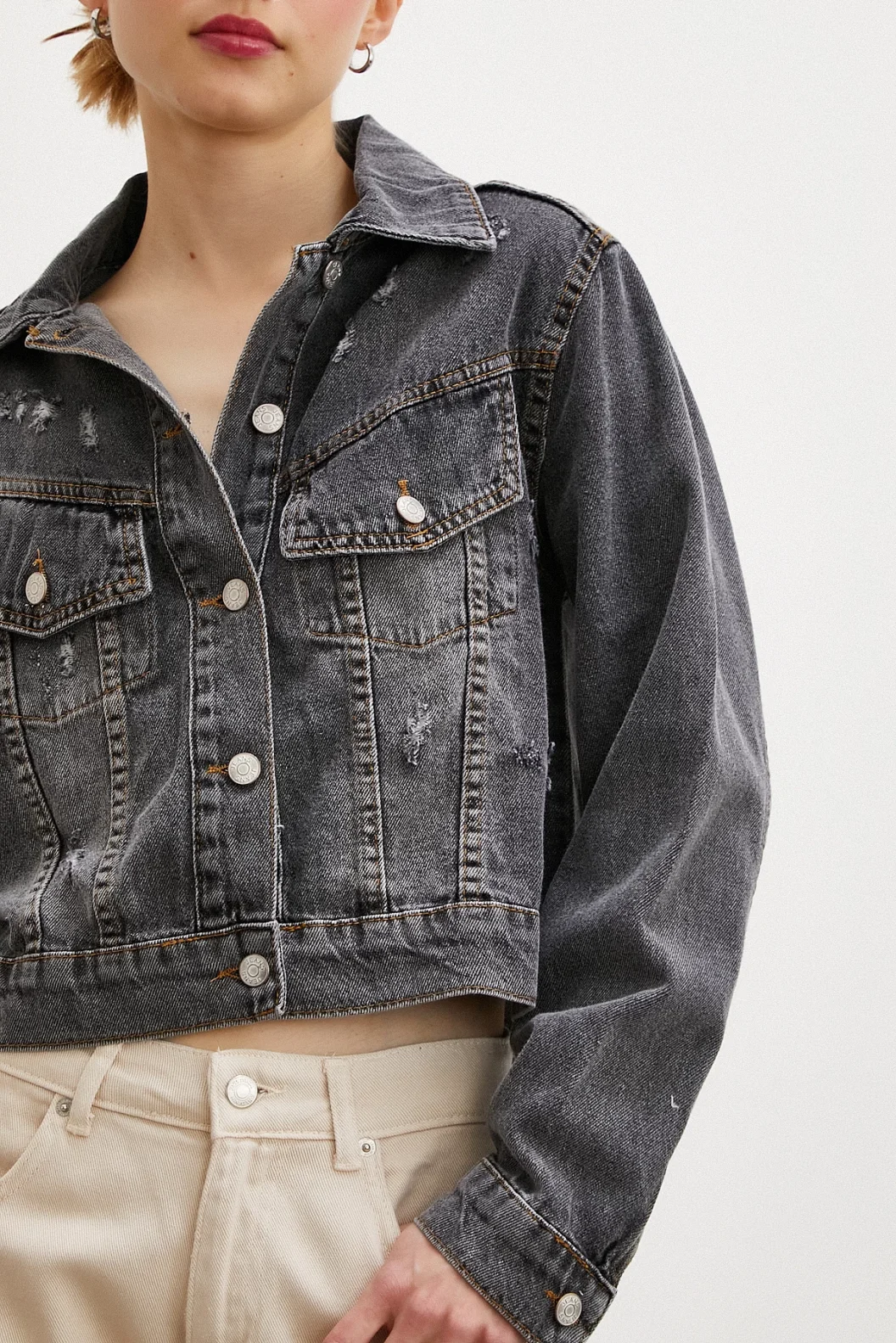 Embroidered Denim Jacket Anti-Rash