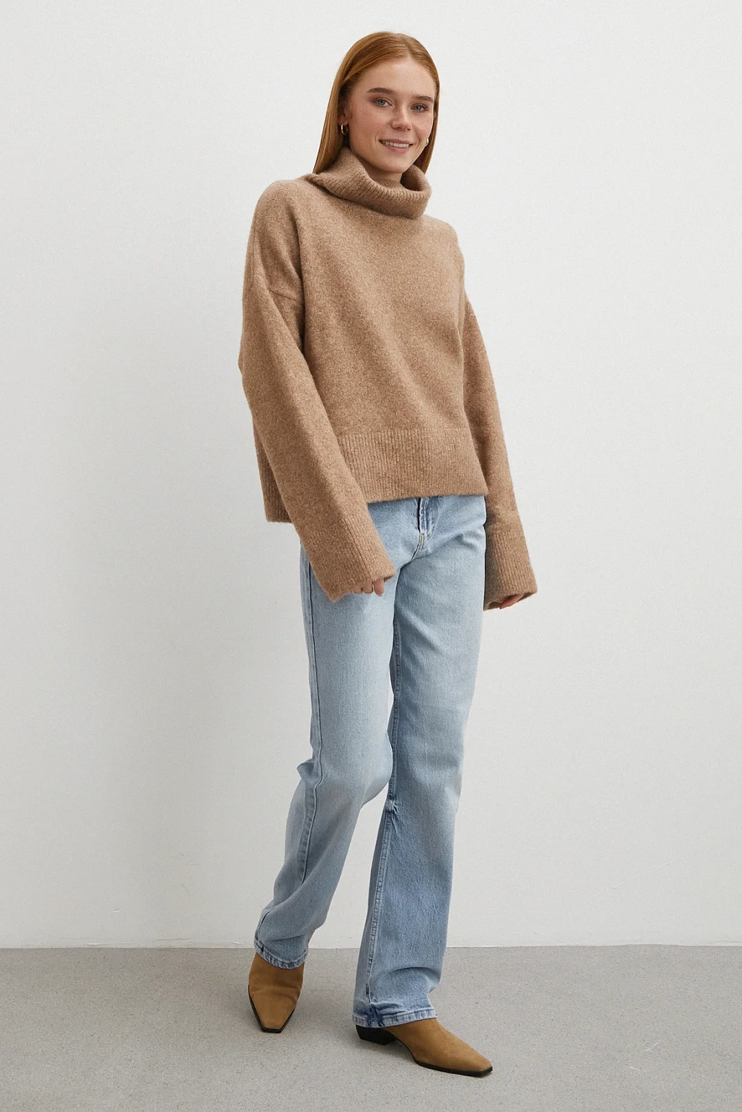 Yüksek Bel Straight Fit Jean Buz Mavisi