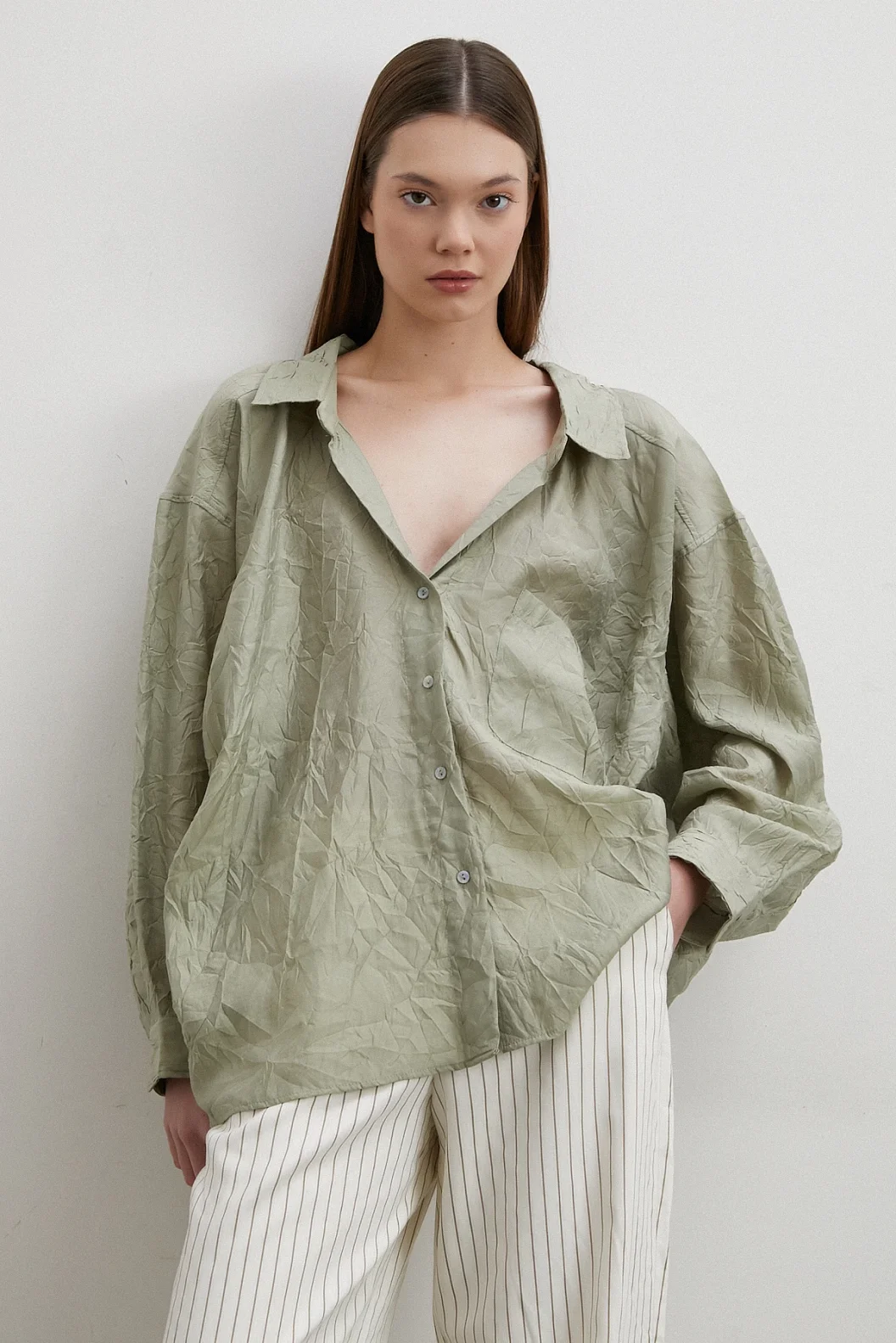 Oversize Crinkled Shirt Khaki