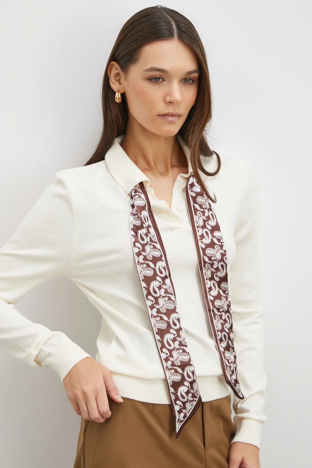 Fularlı Polo Yaka Kazak Ekru