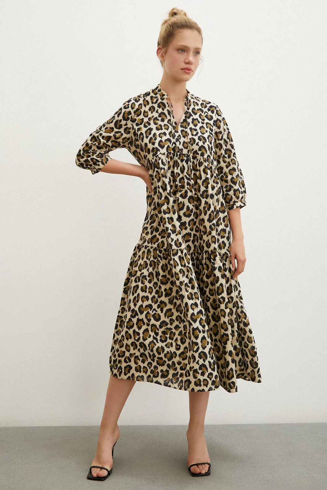 High Collar Patterned Maxi Dress Black