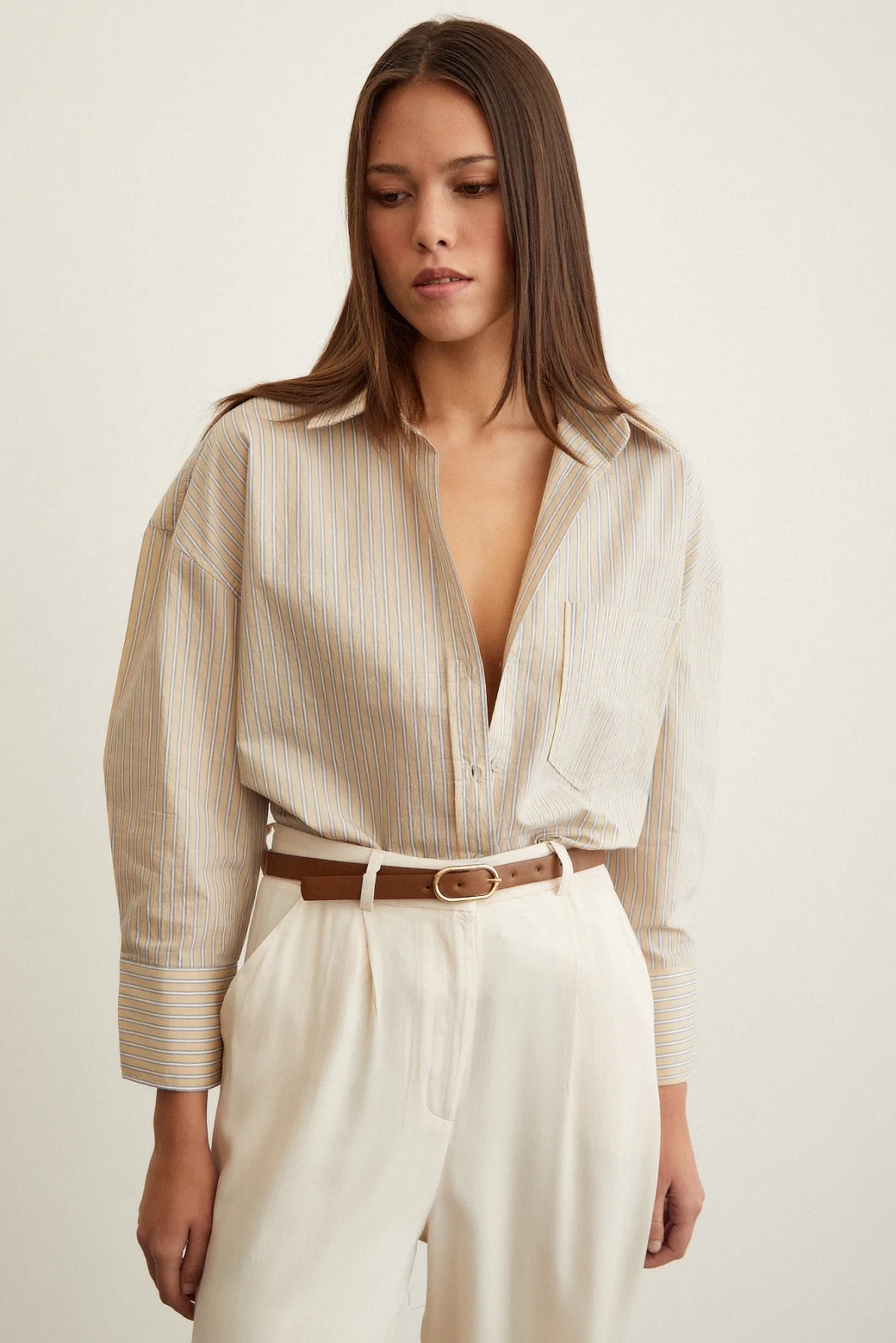 Übergroßes Gestreiftes Hemd Beige