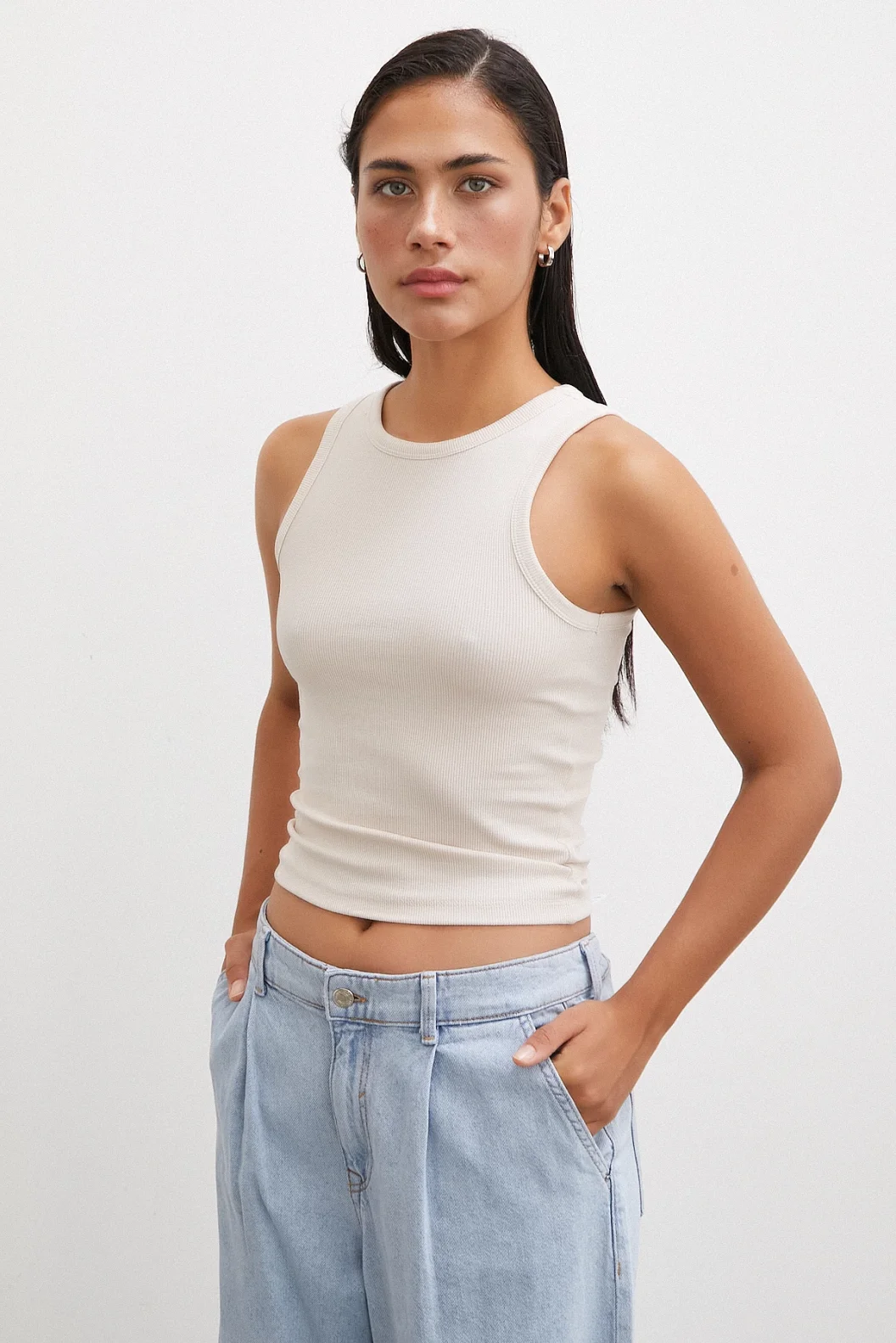 معطف رمادي اللون بياقة دراجة