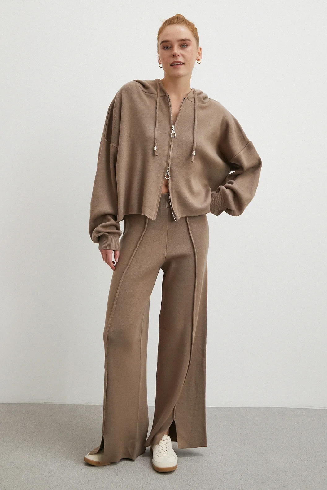 Çift Fermuarlı Kapüşonlu Pantolonlu Takım Vizon