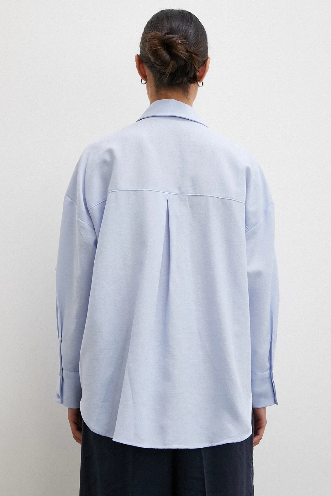 Gestreifte klassische Bluse in Eisblau