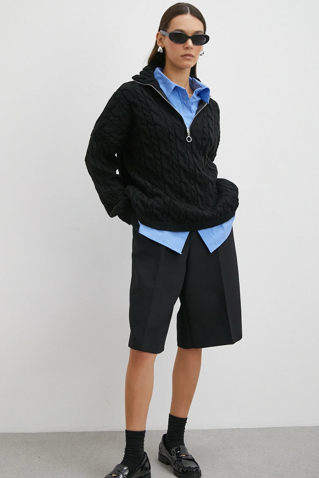 Saç Örgülü Yarım Fermuarlı Kazak Siyah