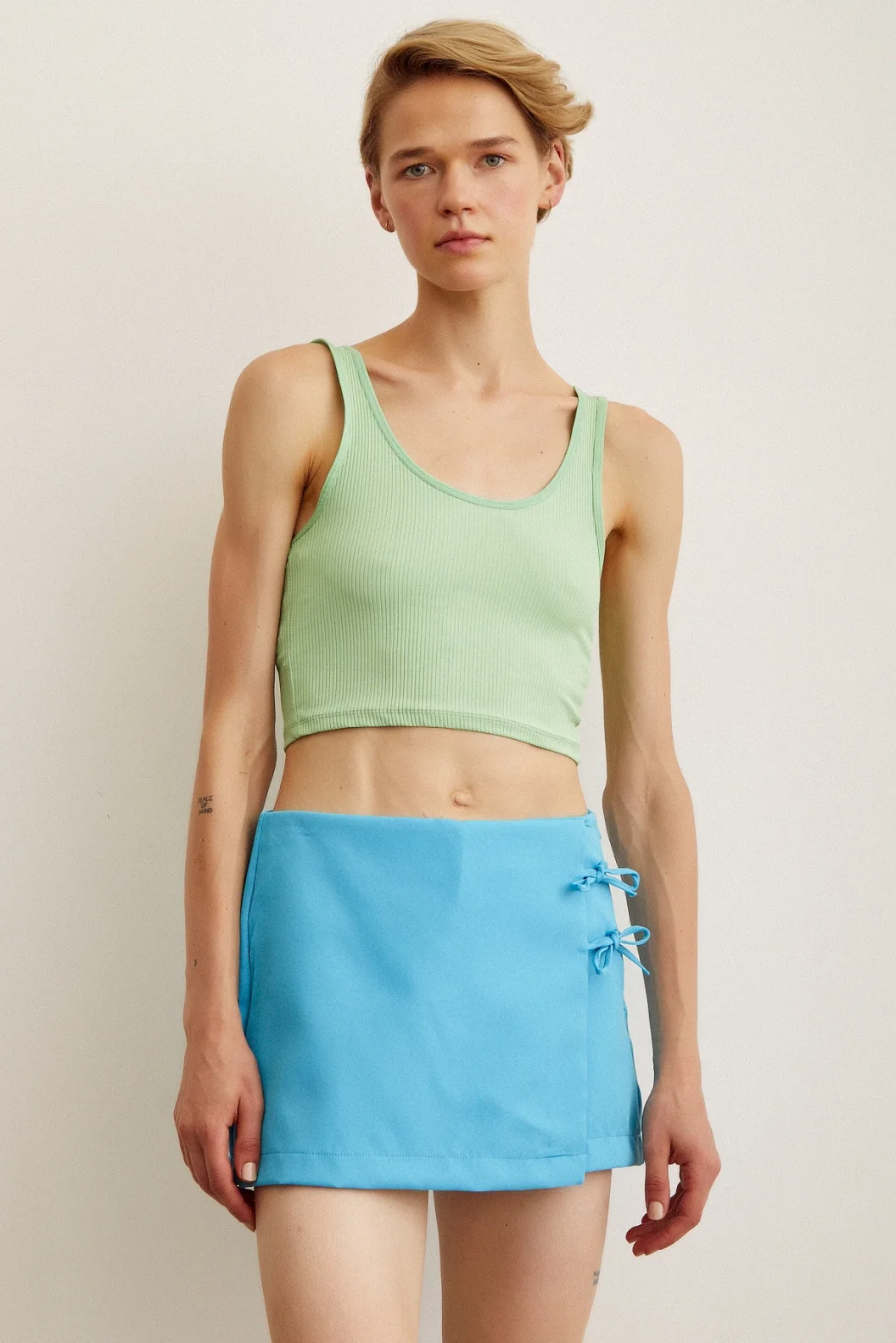 قميص كروب بحمالات أخضر