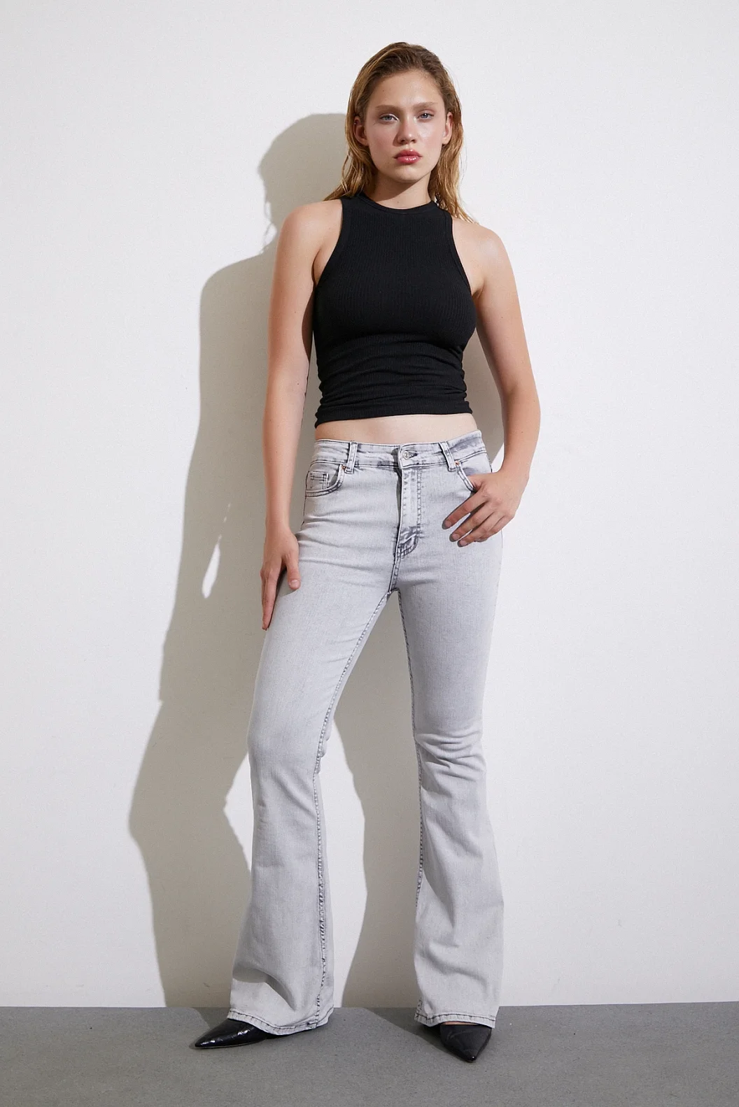 High Waist Wide Leg Jeans in Gray
