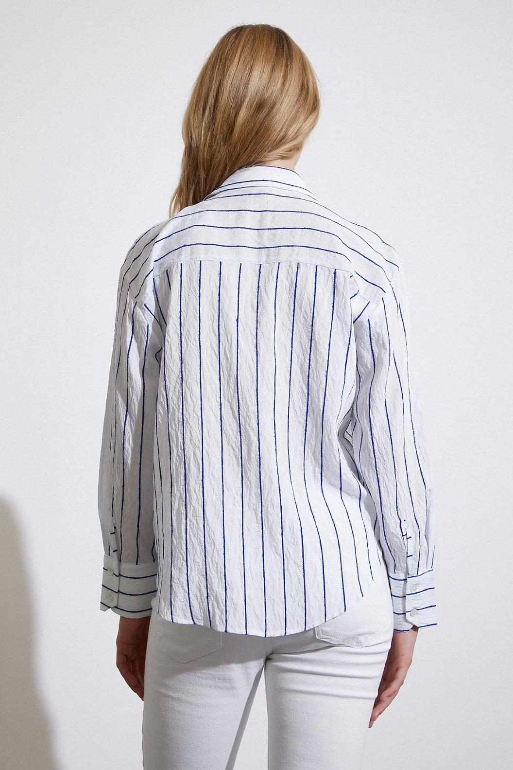 Gestreiftes Hemd mit Tasche Blau