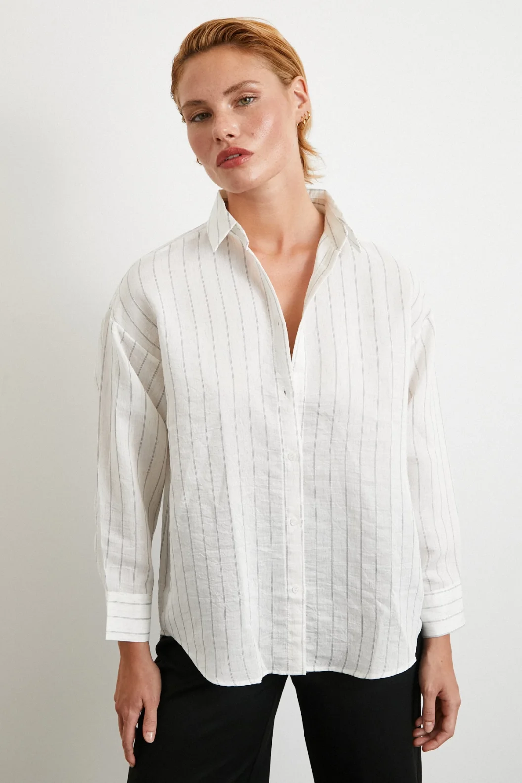 قميص مخطط قطني أبيض