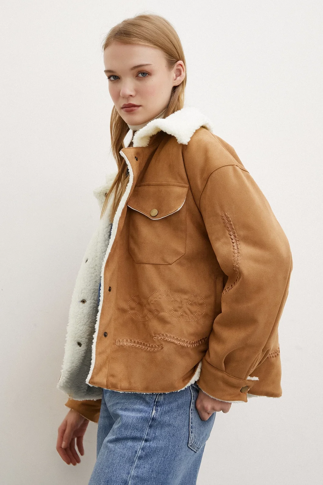 Suede Inside Plush Jacket in Taba