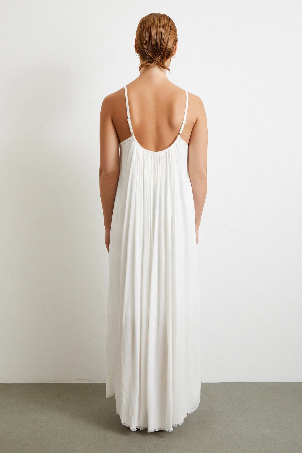 Sleeveless Pleated Wide Dress White