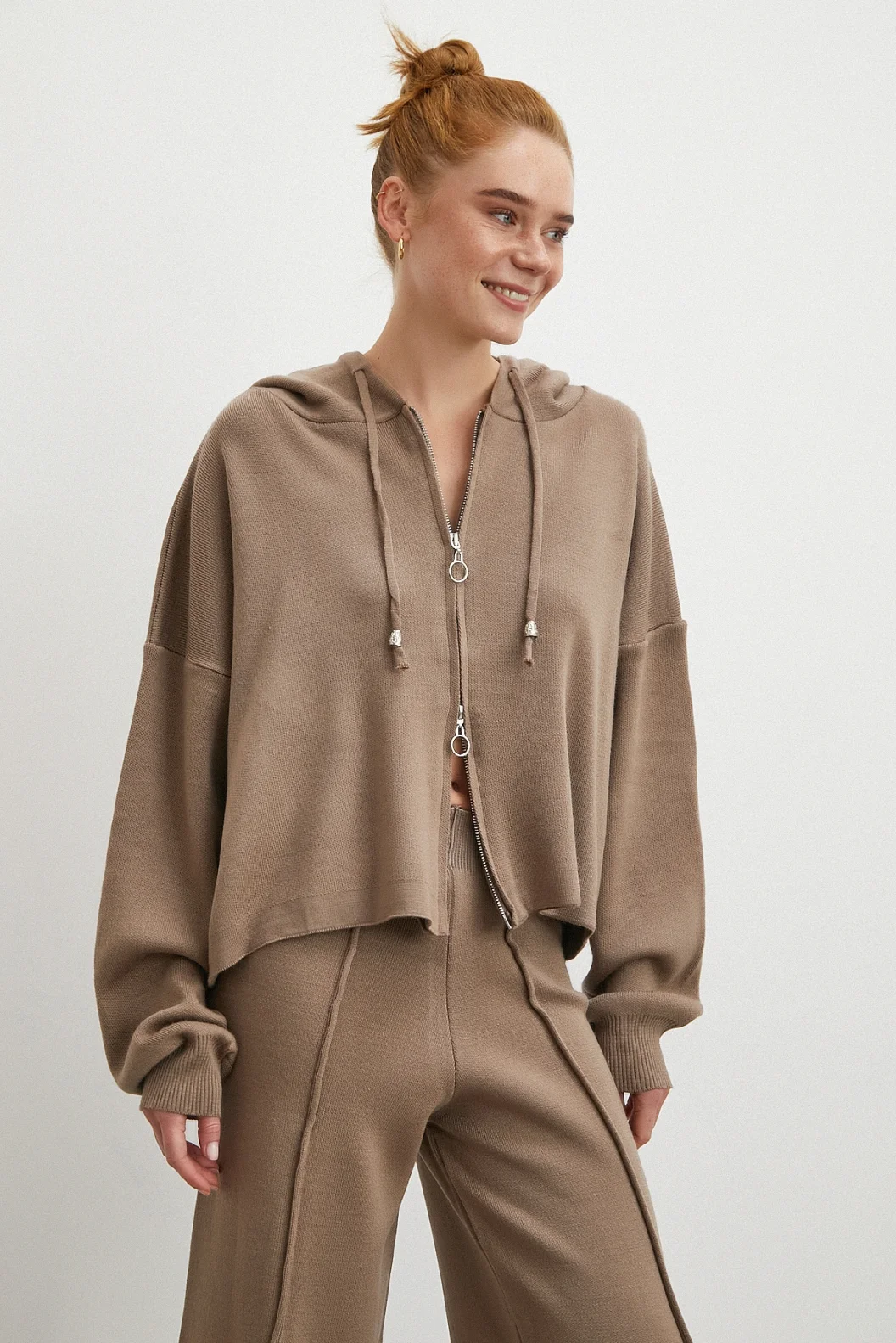 Çift Fermuarlı Kapüşonlu Pantolonlu Takım Vizon