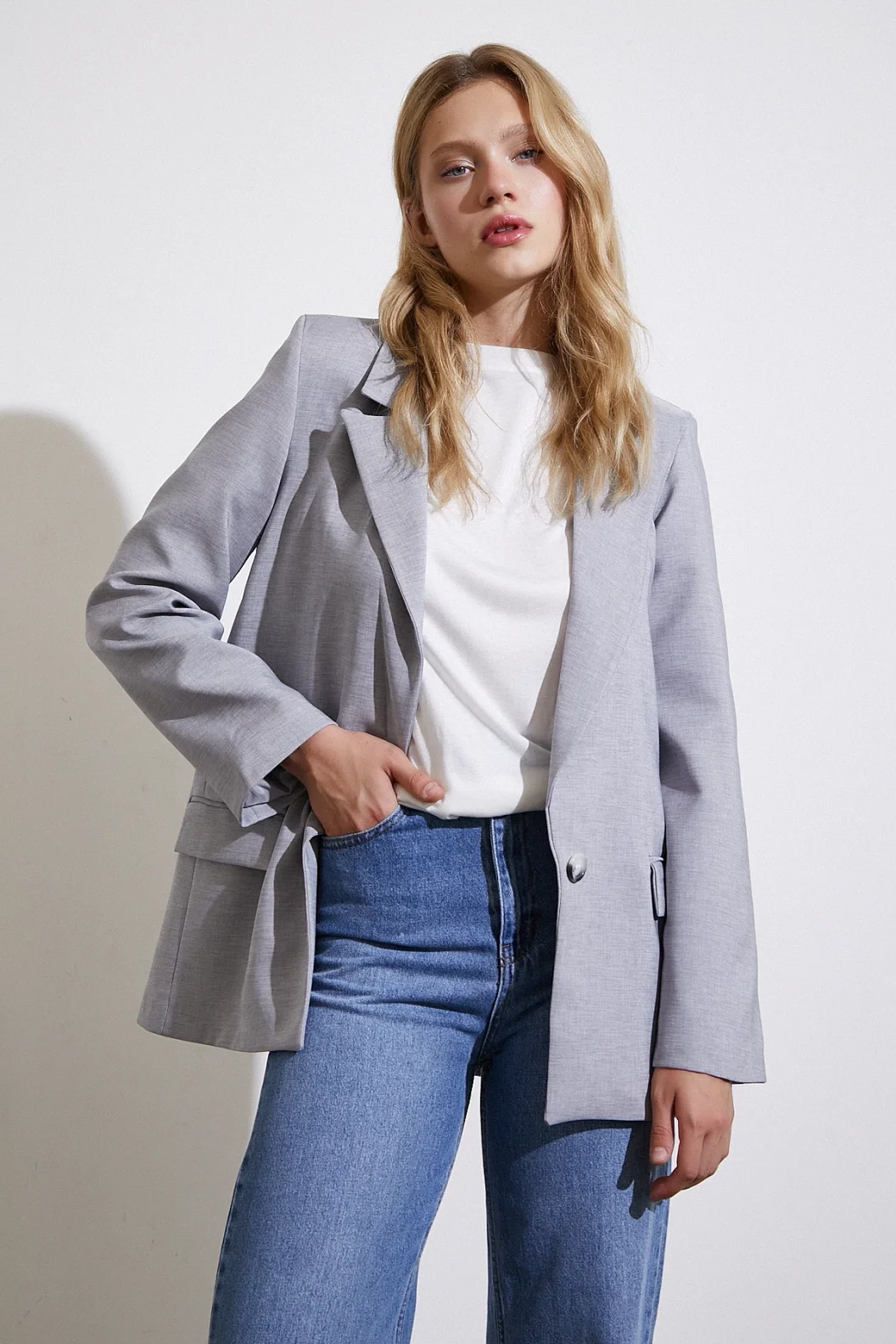 سترة بليزر بزر واحد رمادي