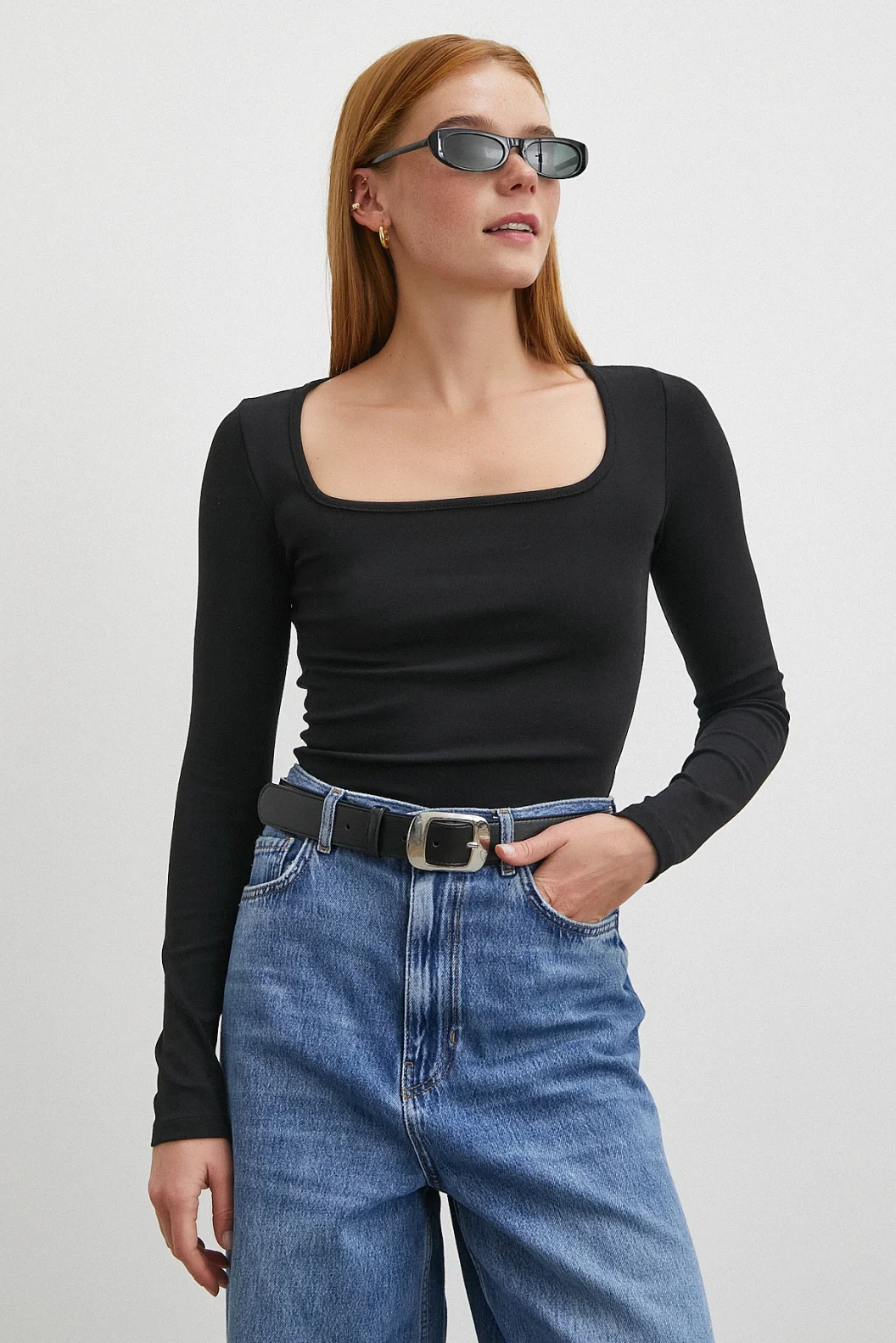 Uzun Kol Kare Yaka Bluz Siyah