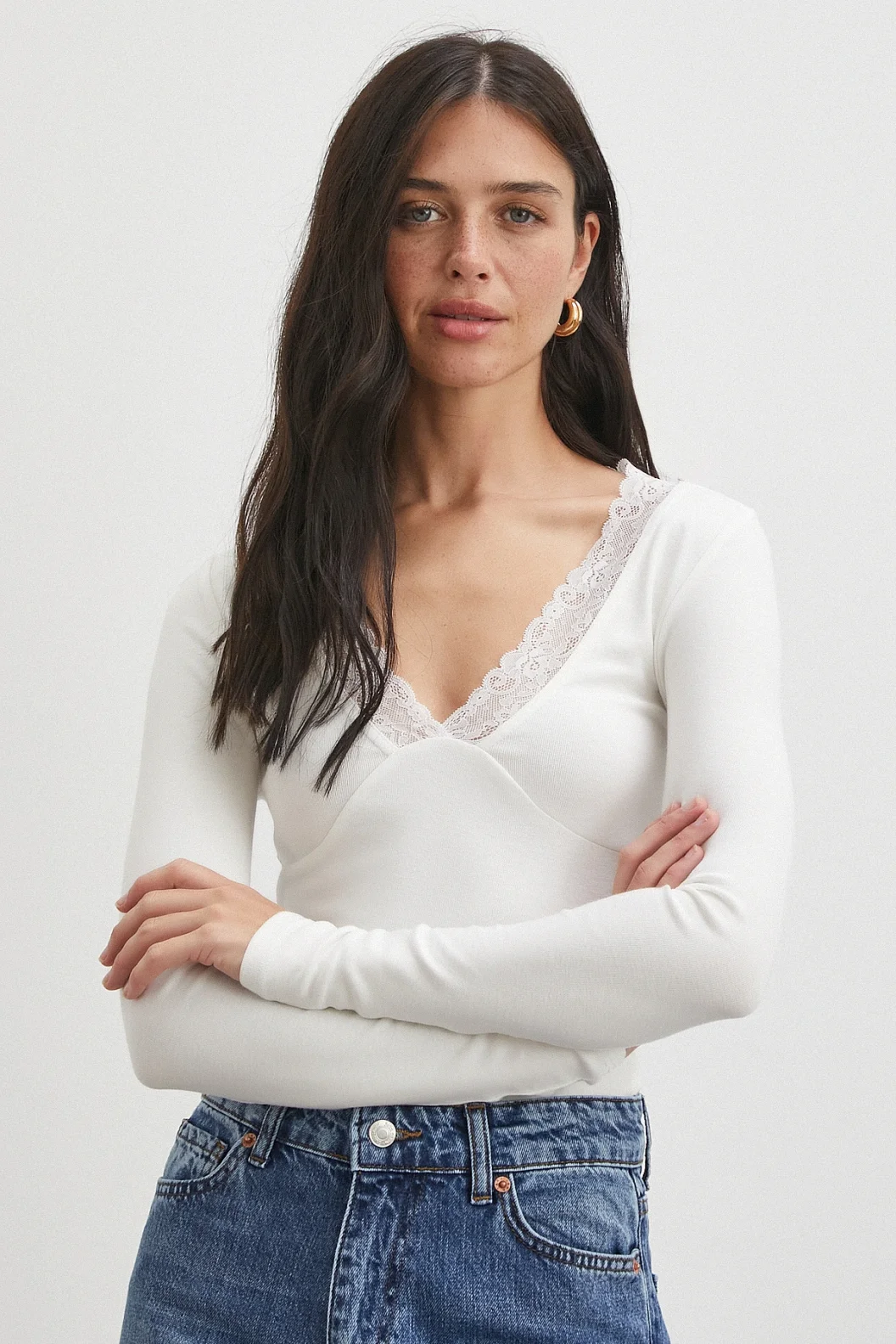 Yakası Dantelli Bluz Beyaz