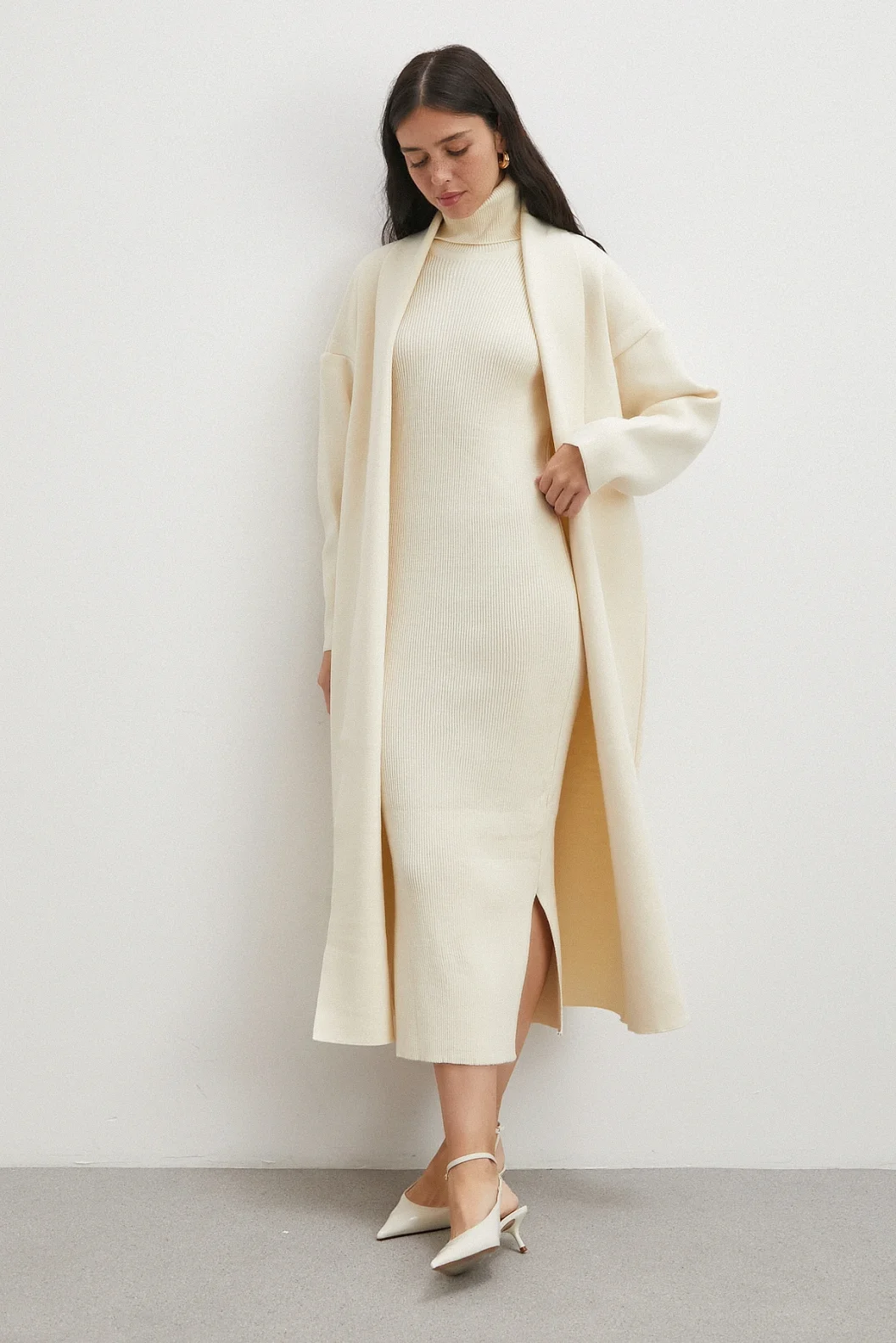 Uzun Elbiseli Hırka Triko Takım Ekru