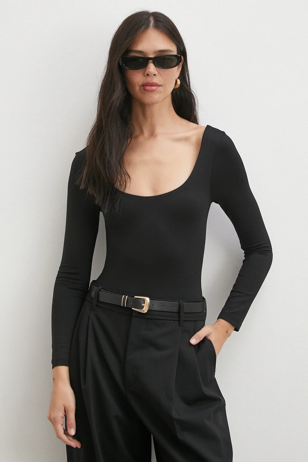 U Yaka Uzun Kollu Çıtçıtlı Bodysuit Siyah