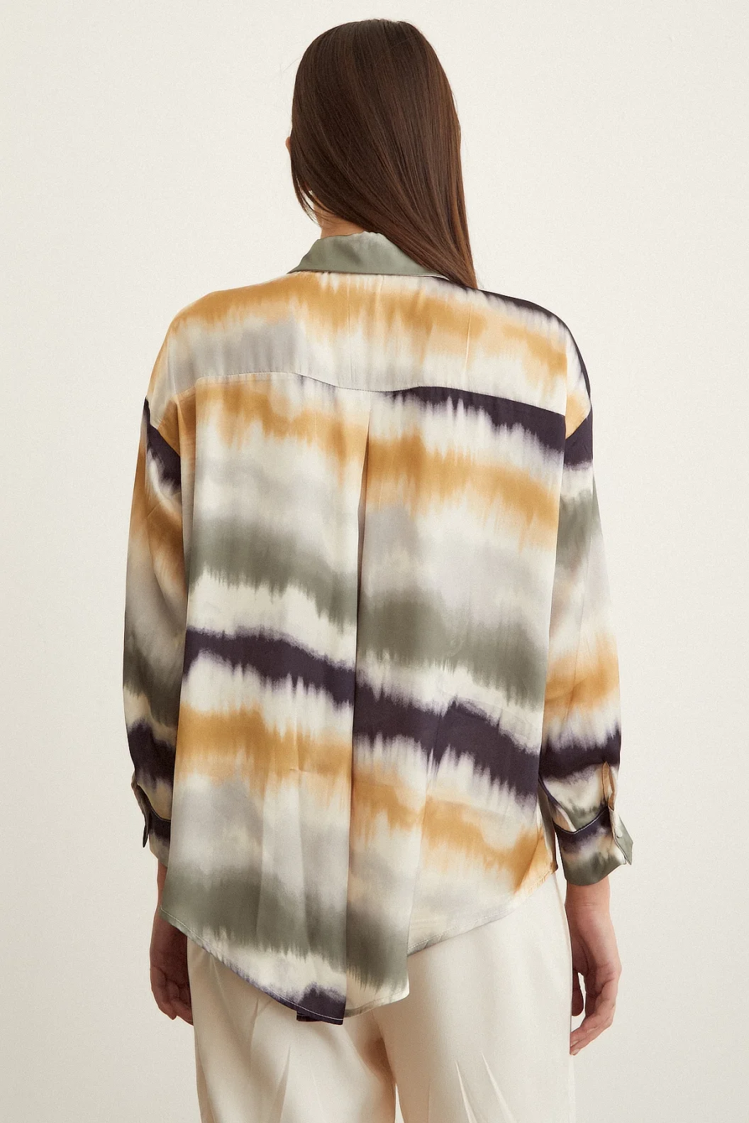 Fließende Farbige Hemdbluse Khaki