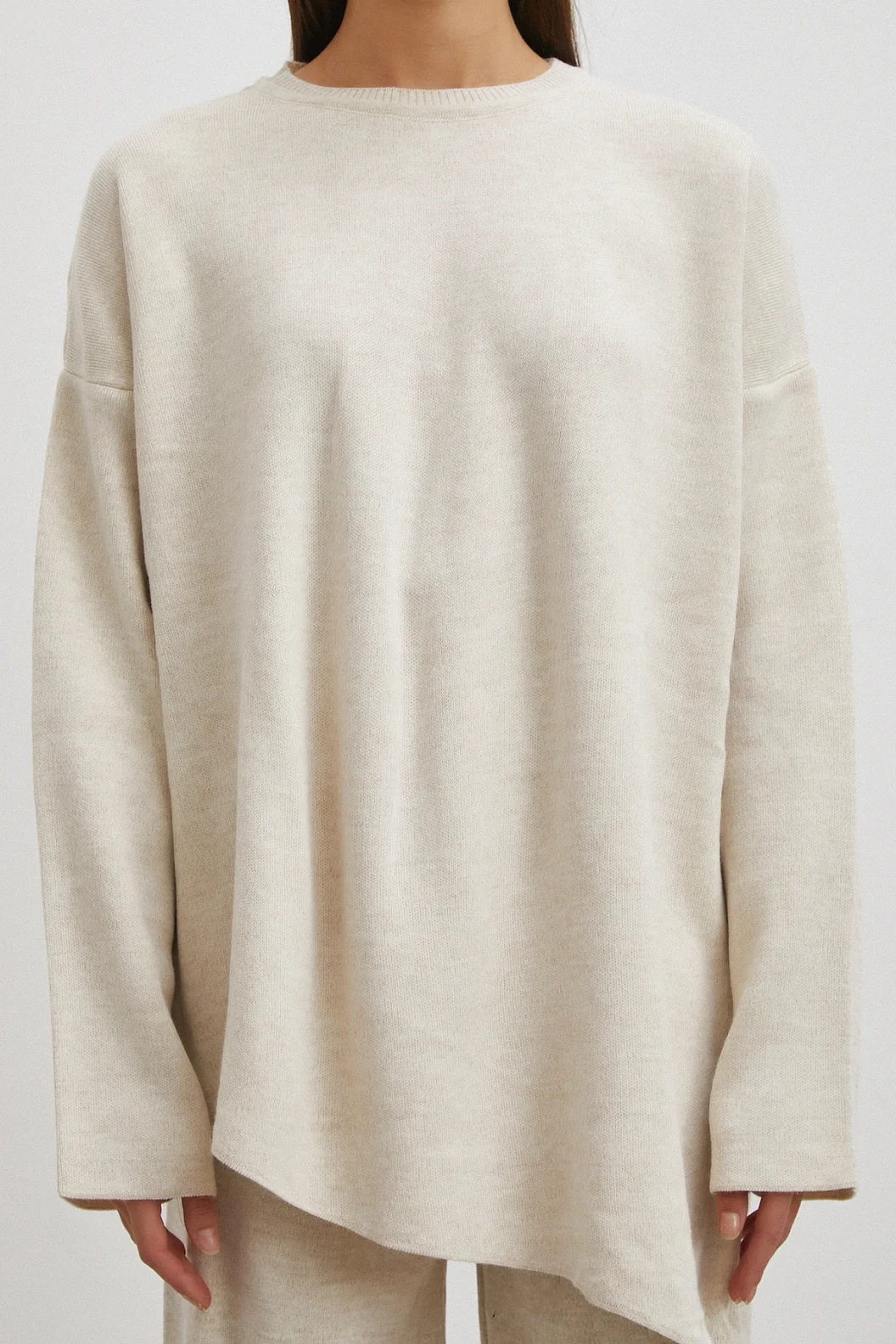 Eteği Çapraz Pantolonlu Bisiklet Yaka Takım Ekru